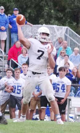 Wallkill Valley Rangers edge Kittatinny, 22-21