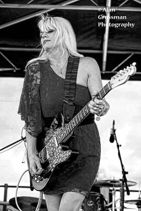 Live music: Soundtrack for end of summer <b>Skyla Burrell plays blues Friday night at Dykstra Park in Sparta. (Photo by Alan Grossman)</b>