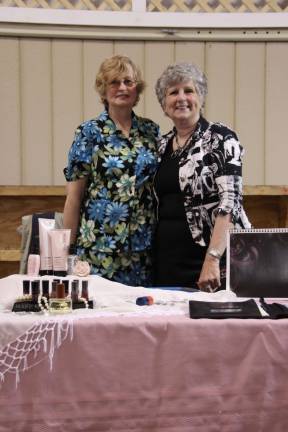 Furry friends fill Fairgrounds Kate Loughman, Hamburg- Doreen Brennan, Parcippany (Mary Kay).