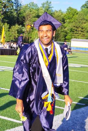 Jefferson sends off 2016 graduates Graduate Bhavin Soni sports a wide smile.