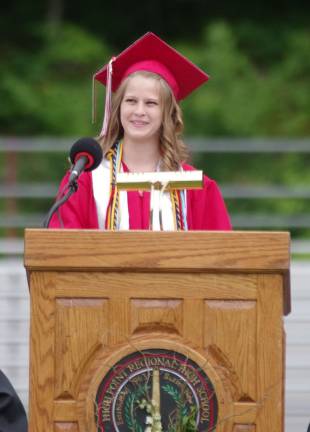 High Point valedictorian Kaitlyn MacMillan speaks.