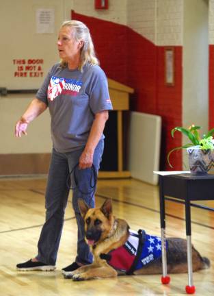 K9 Soldiers visits Hamburg School JT Gabriel of K9 Soldiers taught the children about what her organization does and then offered a question and answer period.