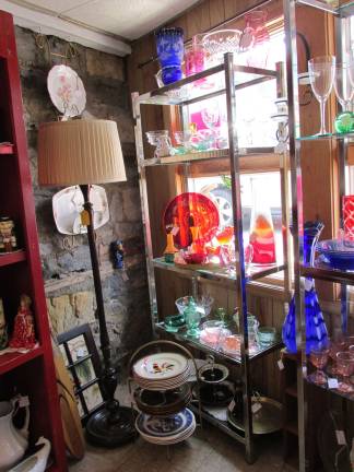 Jo Junque Antiques n' Stuff opens with celebration An assortment of antique wares.