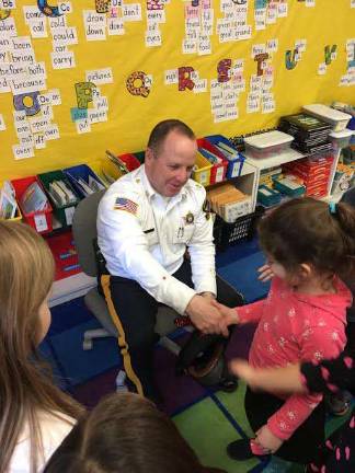 Strada reads to Ogdensburg students