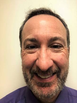 joe manganel: American Cancer Society/No Shave November