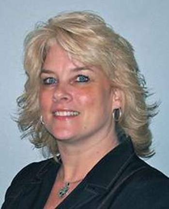 Weichert Realtors associates honored Lisa Parrot