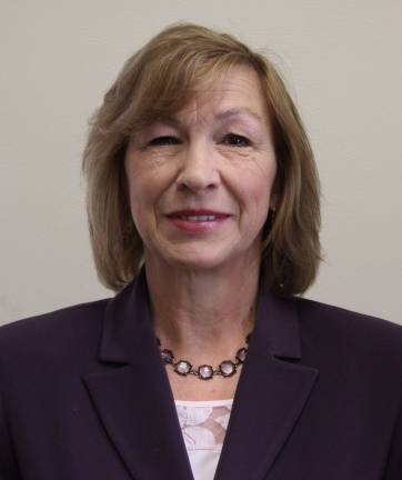 Lakeland Bank announces promotions Mira Oczkowski