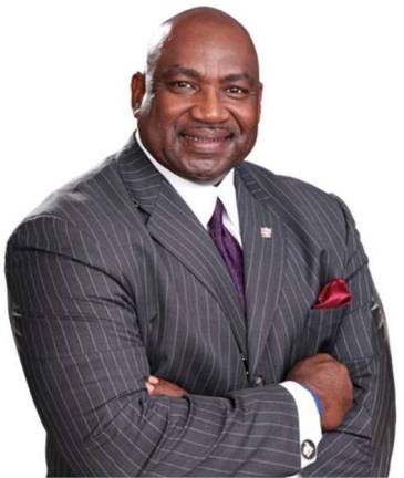 Former New York Giants defensive end, author and motivational speaker George Martin will speak at an event in support of the Christ Church Newton Helping Hands program.