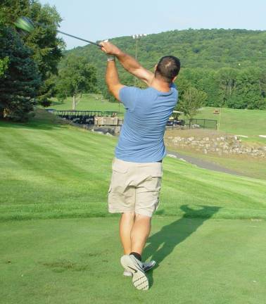 Rob Mack, 2 time Sussex Long Drive Champion hits a qualifying tee shot of 320