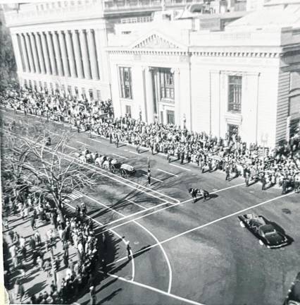 Photo of President Kennedy’s body on its way to Arlington National Cemetery.