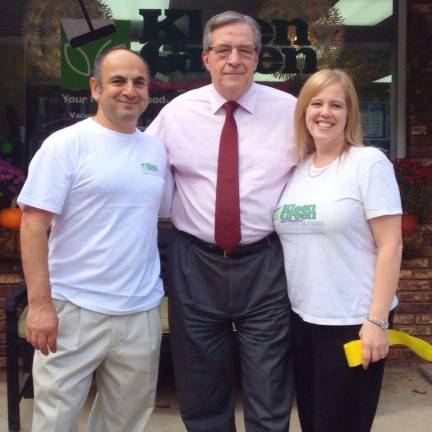 Green cleaning comes to Vernon Kleen Green owners Traci Smith and Mehdi Ziabakhsh with Vernon Mayor.