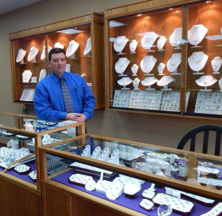 After 10 years, Cailey Jewelers moves to Augusta Cailey Jewelers owner Todd Deming