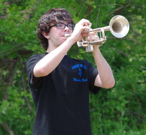 Township’s annual veteran’s tradition continues Vernon Township High School sophomore Ian Donovan played þÄúTapsþÄù at the conclusion of the ceremonies.
