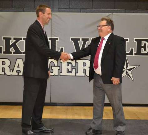 Carr appointed new Wallkill Valley school head Wallkill Valley Interim Superintendent Bob Walker congratulates David Carr, who will take over as Superintendent on Tuesday, Sept. 1.