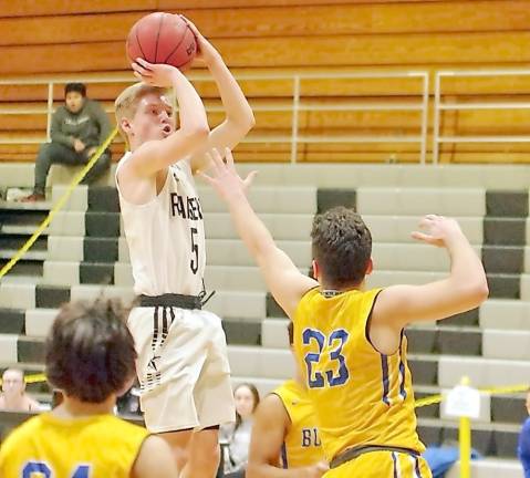 Wallkill Valley's Shawn Falkshoots on Feb. 26, 2019.