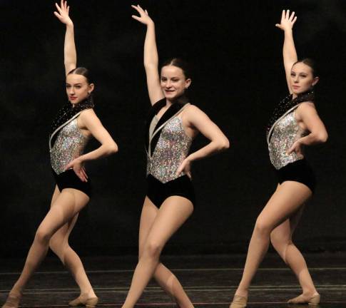 Dance Expression hosts annual holiday show