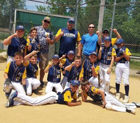 Cyclones rally to win championship Cyclones rally to win championship