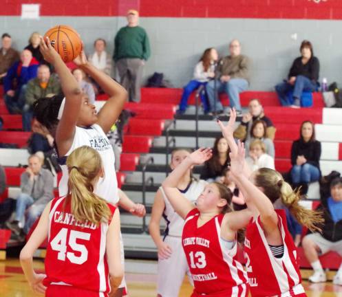 Jefferson's Amanda Ngwankwo with the ball. Ngwankwo scored a game-high 17 points.