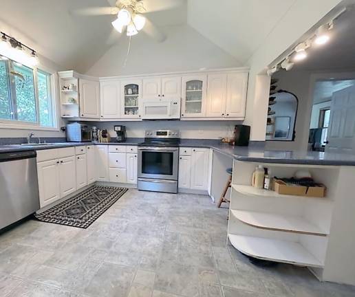 Two homes for the price of one await in bucolic Wantage Two homes for the price of one await in bucolic Wantage