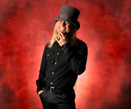 Robin Zander.