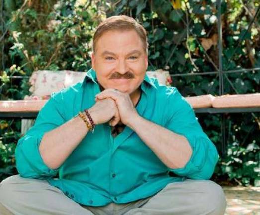 Van Praagh to host an evening of spirit