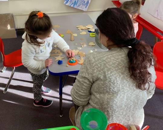 Franklin Borough school hosts free preschool Art Center