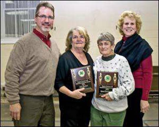 County 4-H honors volunteers and leaders County 4-H honors volunteers and leaders