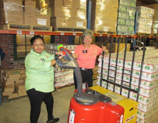 ShopRite makes food donation to NORWESCAP ShopRite makes food donation to NORWESCAP