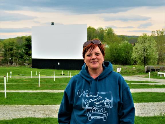 Warwick Drive-In Theater experience blinded by the light Warwick Drive-In Theater experience blinded by the light
