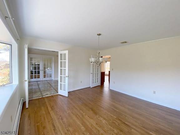 Home on private cul de sac offers mountain views Home on private cul de sac offers mountain views