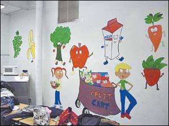 Vernon High students serve as mentors, tutors and painters, too Vernon High students serve as mentors, tutors and painters, too