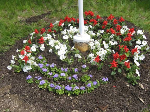 Warren County Girls Scouts beautified the cemetery grounds.