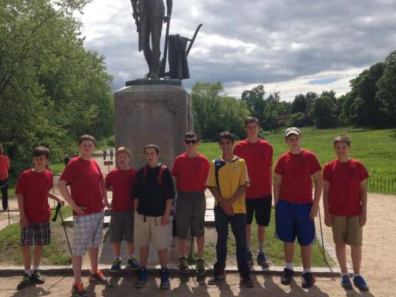 Franklin boy scouts tour Freedom Trail