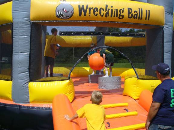 Kids take on 'The Wrecking Ball&quot;.