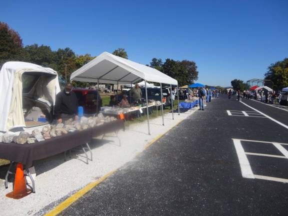 Franklin hosts 57th annual gem and mineral show Franklin hosts 57th annual gem and mineral show
