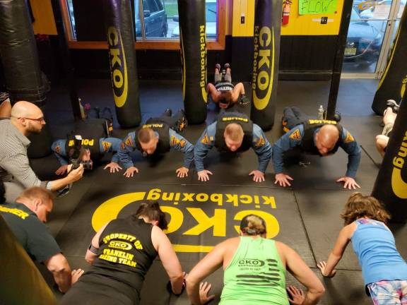 CKO/JAR holds community push-up challenge