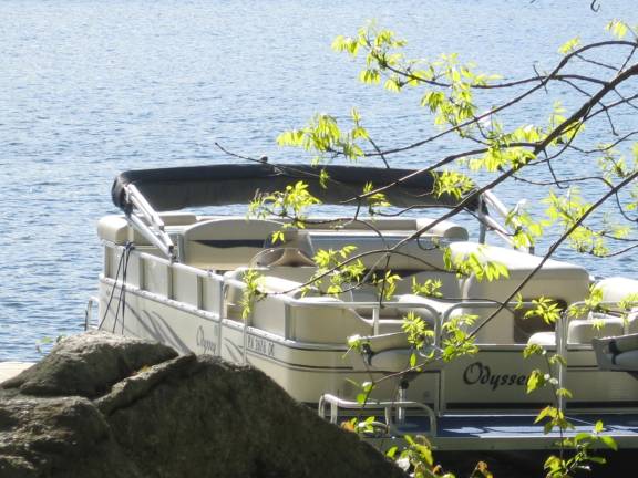 PHOTOS BY JANET REDYKEThe arrival of spring has boaters anticipating warm weather on the lake.