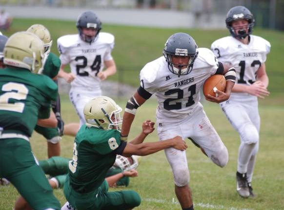 Wallkill Valley ball carrier Justin Rivera moves in an opening in the Sussex Tech defense.