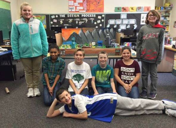 Franklin students create future city Helen Slater, Jasmine Dureny, Joseph Majewski, Fred Graham, Paige Hannon, Jackson Serpico, Anthony Ciappara