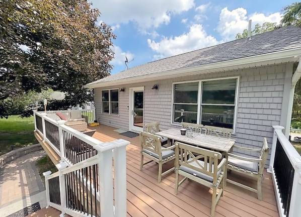 Two homes for the price of one await in bucolic Wantage Two homes for the price of one await in bucolic Wantage
