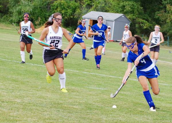 Kittatinny's Francesca Perrotti reaches for the ball with her stick.
