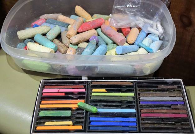 Sussex Tech students paint Mountain Creek mural Chalk and pastel chalk which the students used for the new mural.