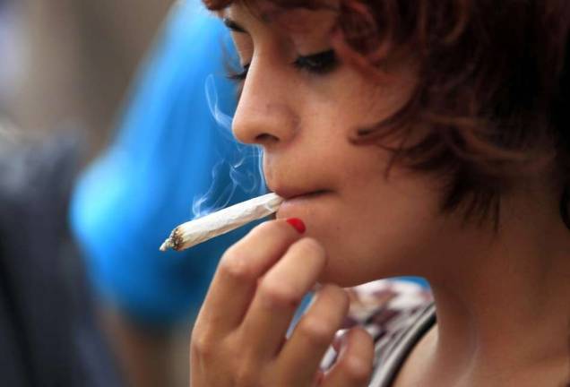 Marijuana dampens emotional 'rush,' study finds