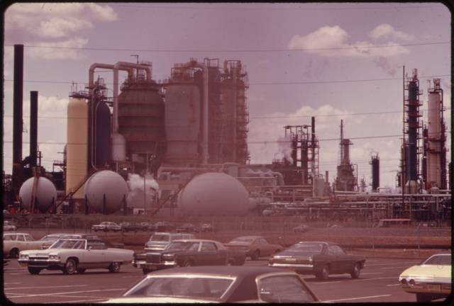Photo courtesy of Wikimedia Commons The Bayway refinery in Linden, photographed here in 1973, is one of the two New Jersey refineries involved in the settlement.