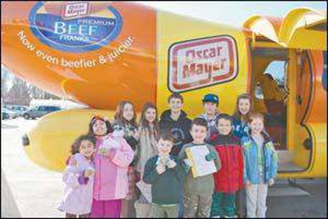 Here comes the Oscar Mayer WiEnermobile Here comes the Oscar Mayer WiEnermobile