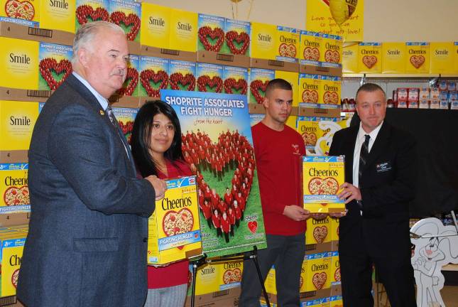 RoNetCo ShopRite stores help fight hunger ShopRite associates from the ShopRite of Byram share with others at the unveilings of the special-edition Cheerios box to fight hunger in local communities. From left, Hank Ramberger, Denise Lewis, David Beltran and Dan Dobrzynski.