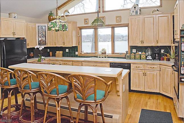 Exclusive Manitou Island home captures the lake’s true beauty