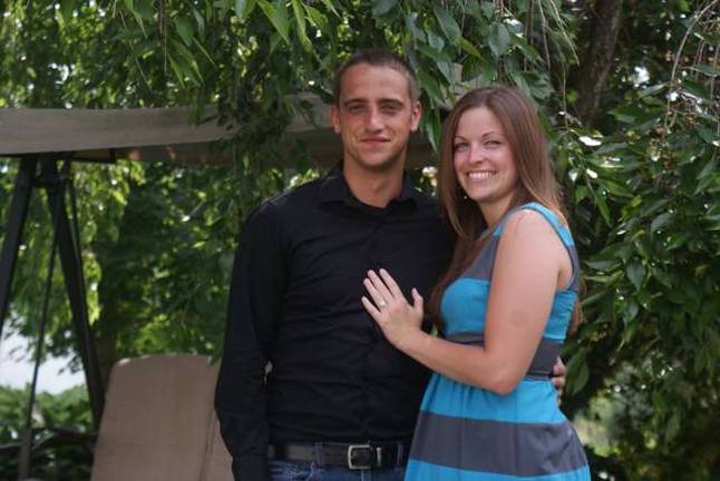 Brino and Pattin to wed SONY DSC