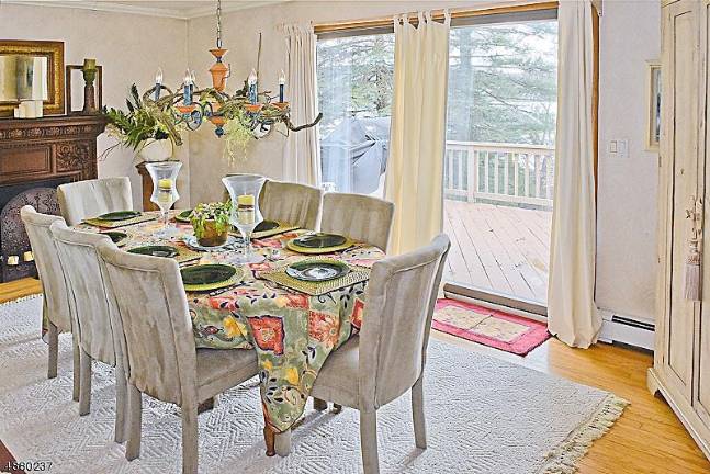 Exclusive Manitou Island home captures the lake’s true beauty Exclusive Manitou Island home captures the lake’s true beauty
