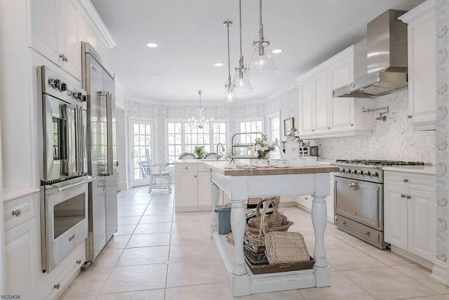 Home on five manicured acres has pool, movie theater Home on five manicured acres has pool, movie theater